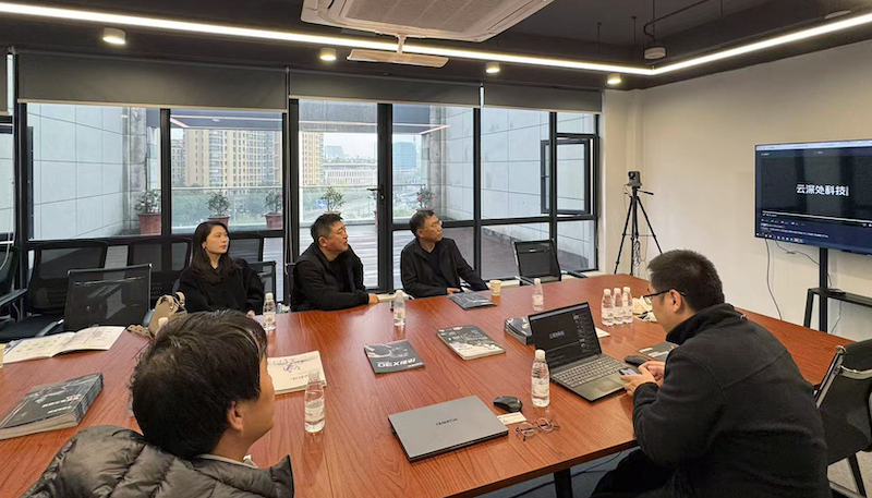 高德娱乐总裁查磊一行赴杭州云深处科技有限公司考察交流
